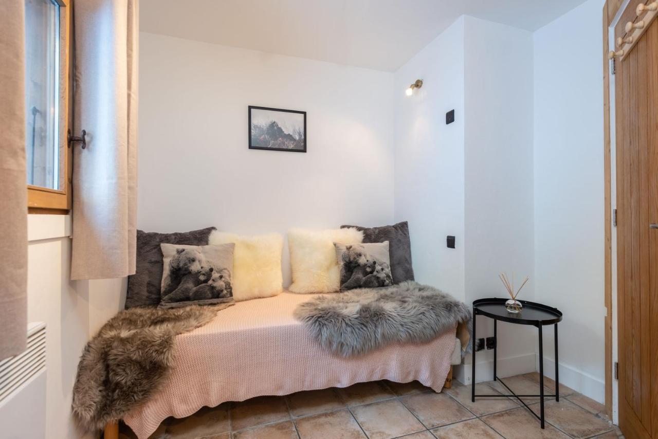 Petit Yeti Chalet
