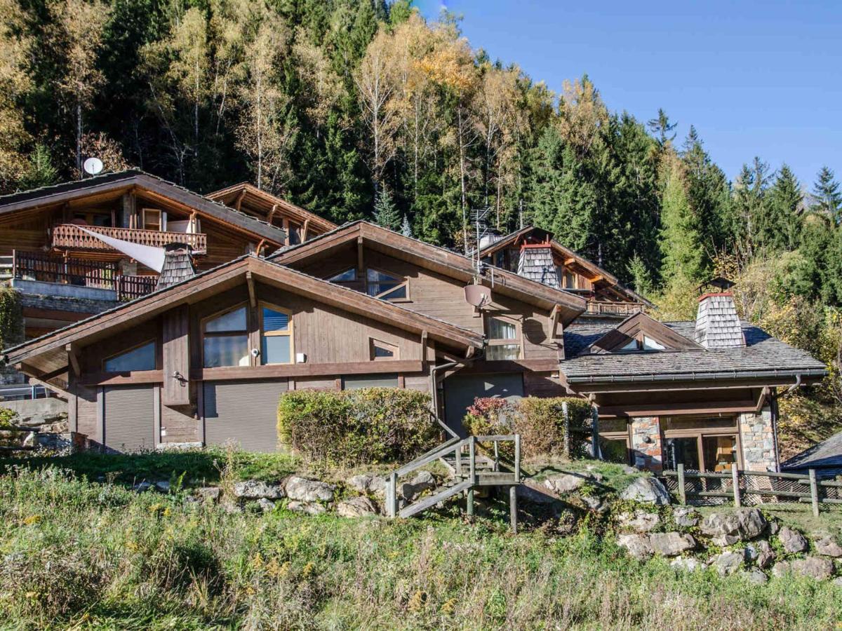 Chalet Skis Aux Pieds Avec 3 Et Terrasse A - Fr-1-343-225