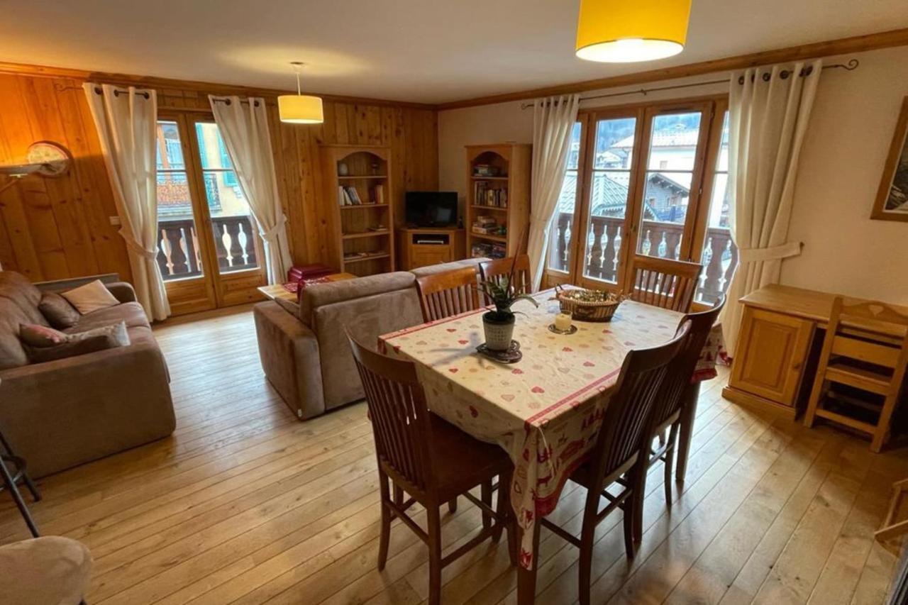 Large In - Close To The Slopes Apartment