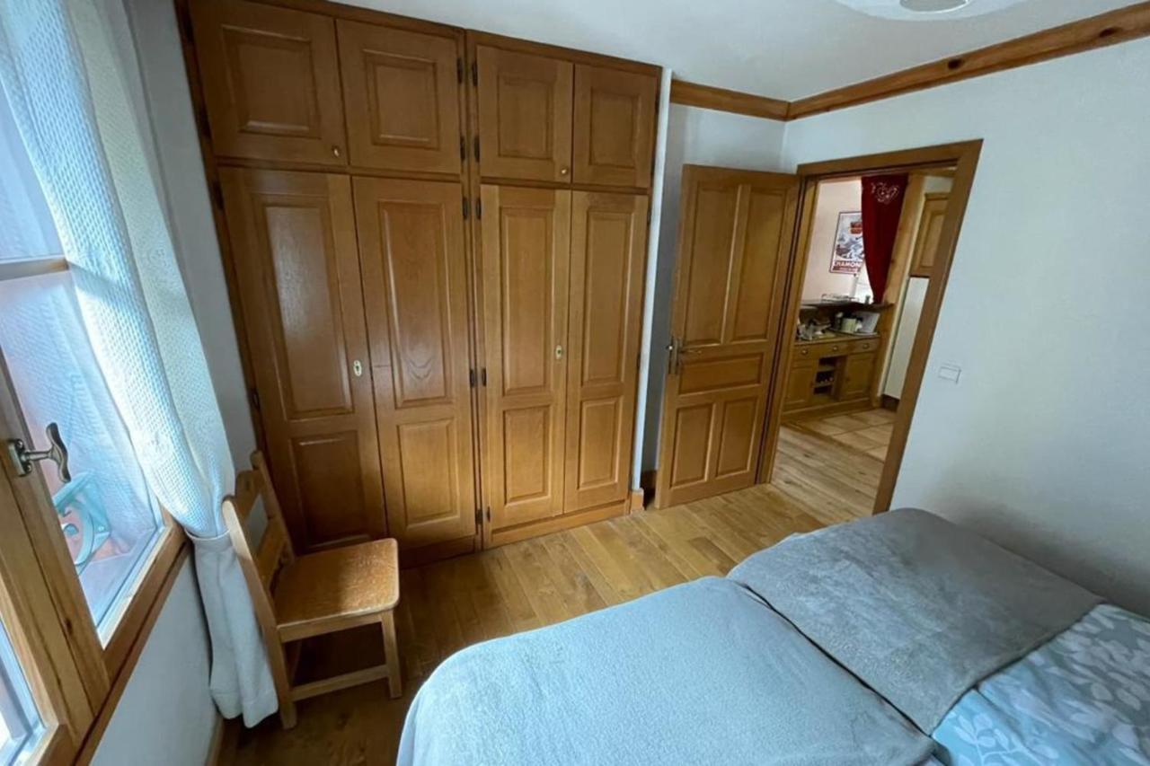 Large In - Close To The Slopes *
