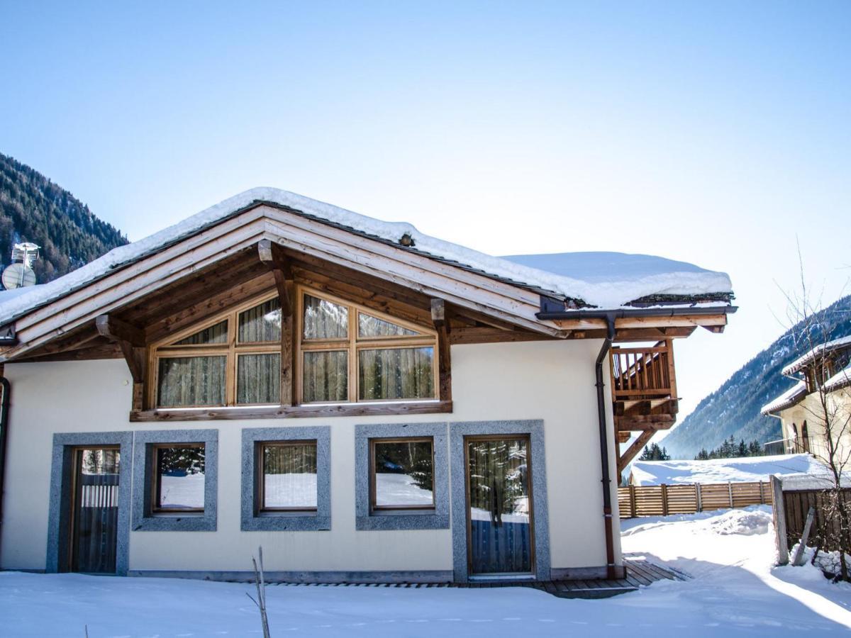 Chalet Superbe 4 Etoiles Avec Sauna Et Garage Proche Des Pistes - Fr-1-343-184 *