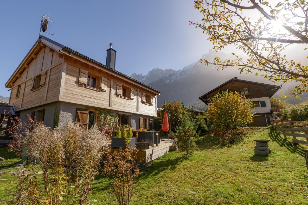 Chalet Benoit - Modern 8 Pax Free Parking Mountain View - By Cozee