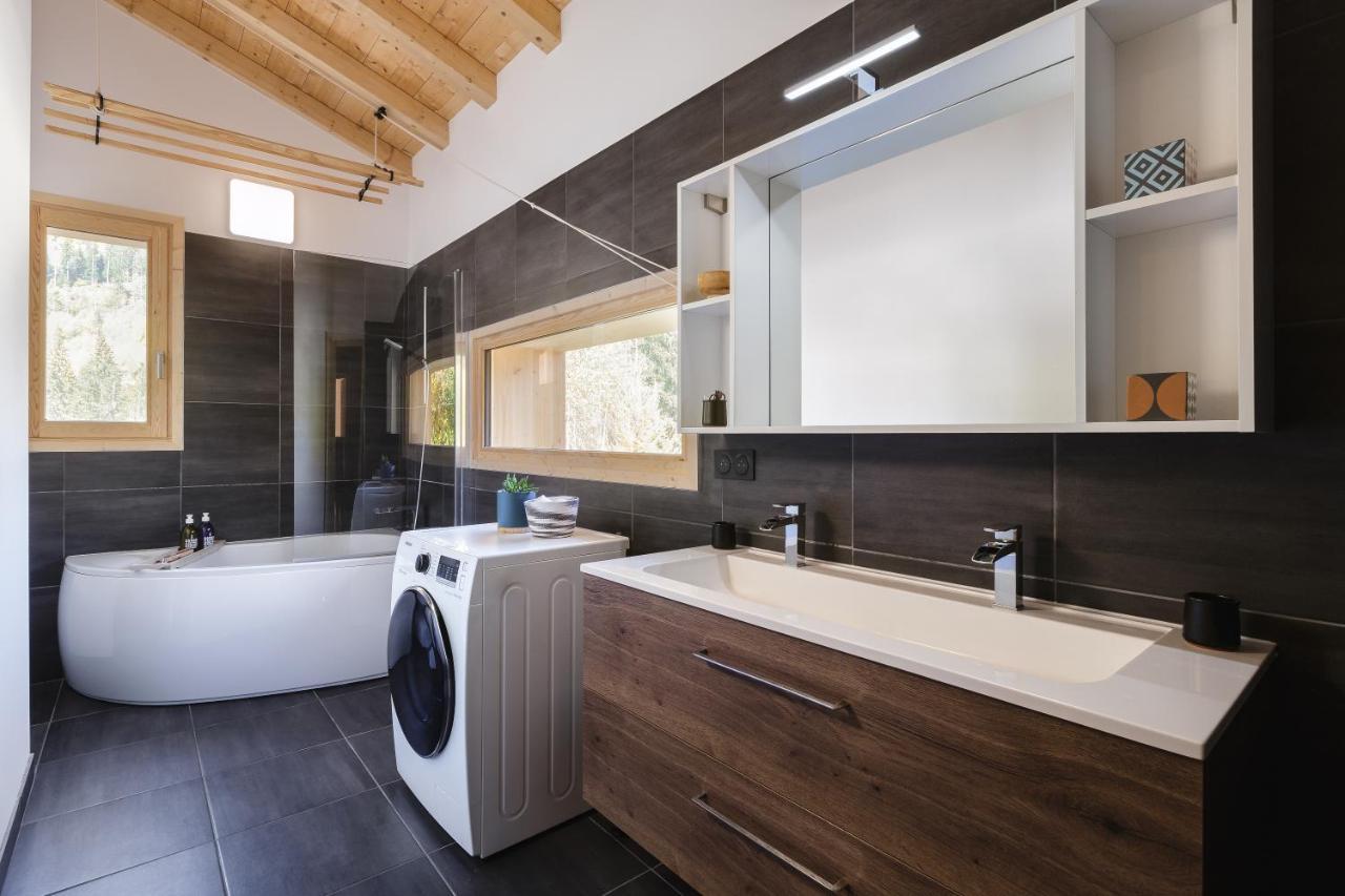 Benoit - Modern 8 Pax Free Parking Mountain View - By Cozee Chalet
