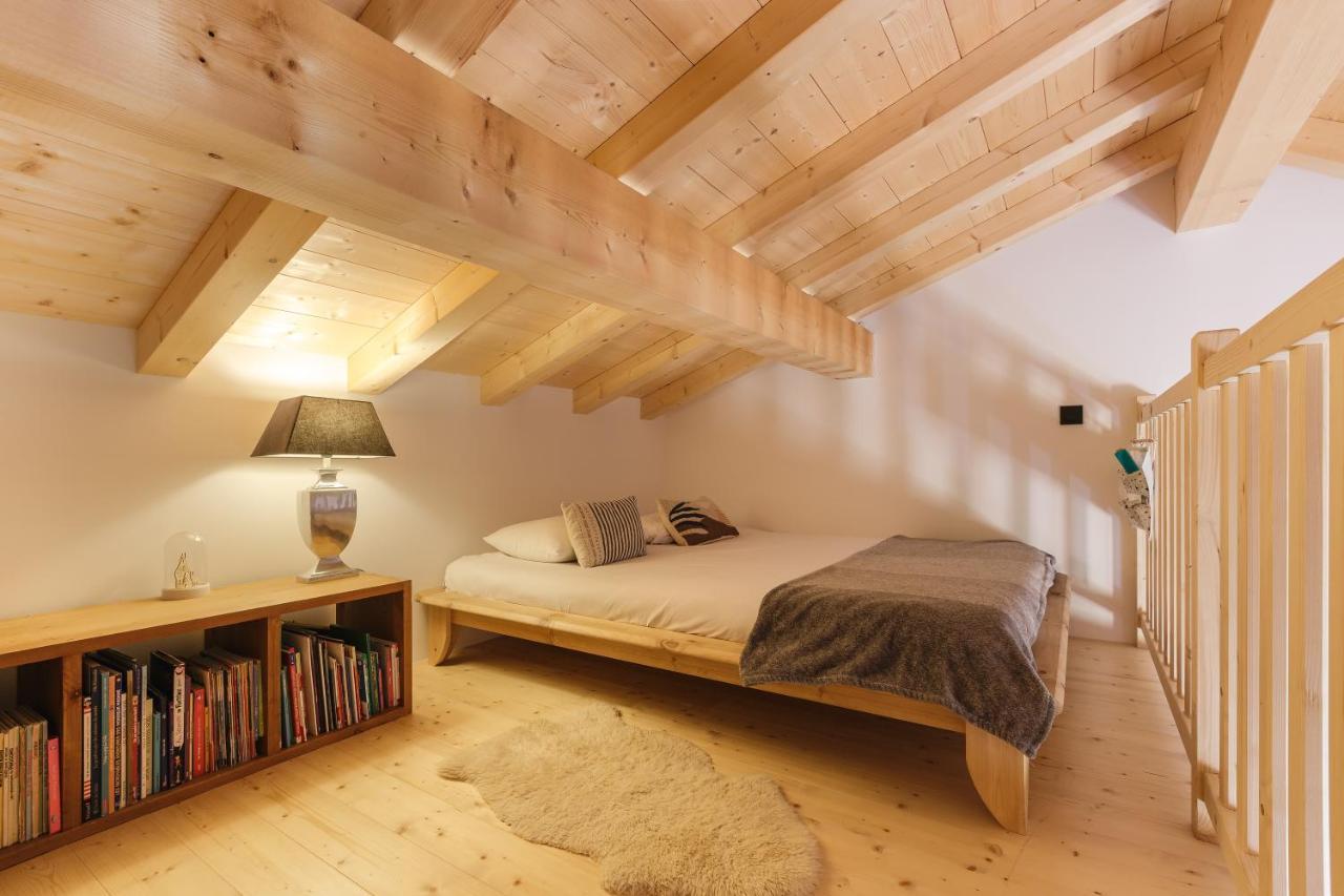 Benoit - Modern 8 Pax Free Parking Mountain View - By Cozee Chamonix