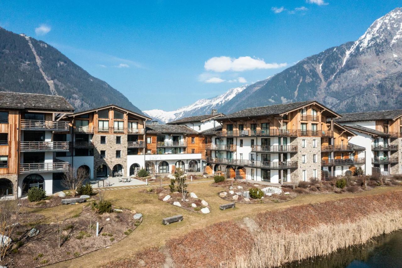 Le Gui - By Emerald Chamonix