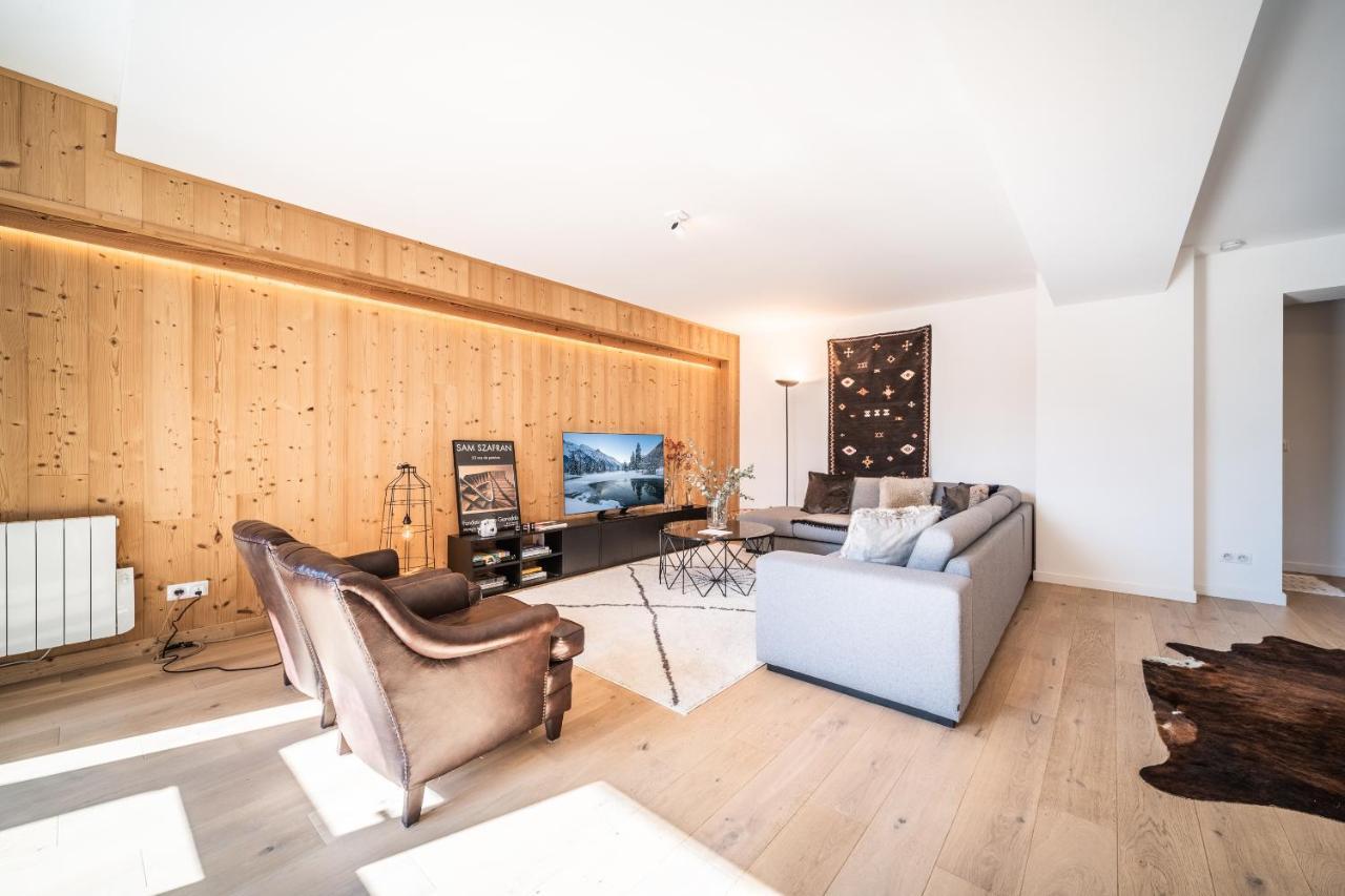 Le Gui - By Emerald Apartment *