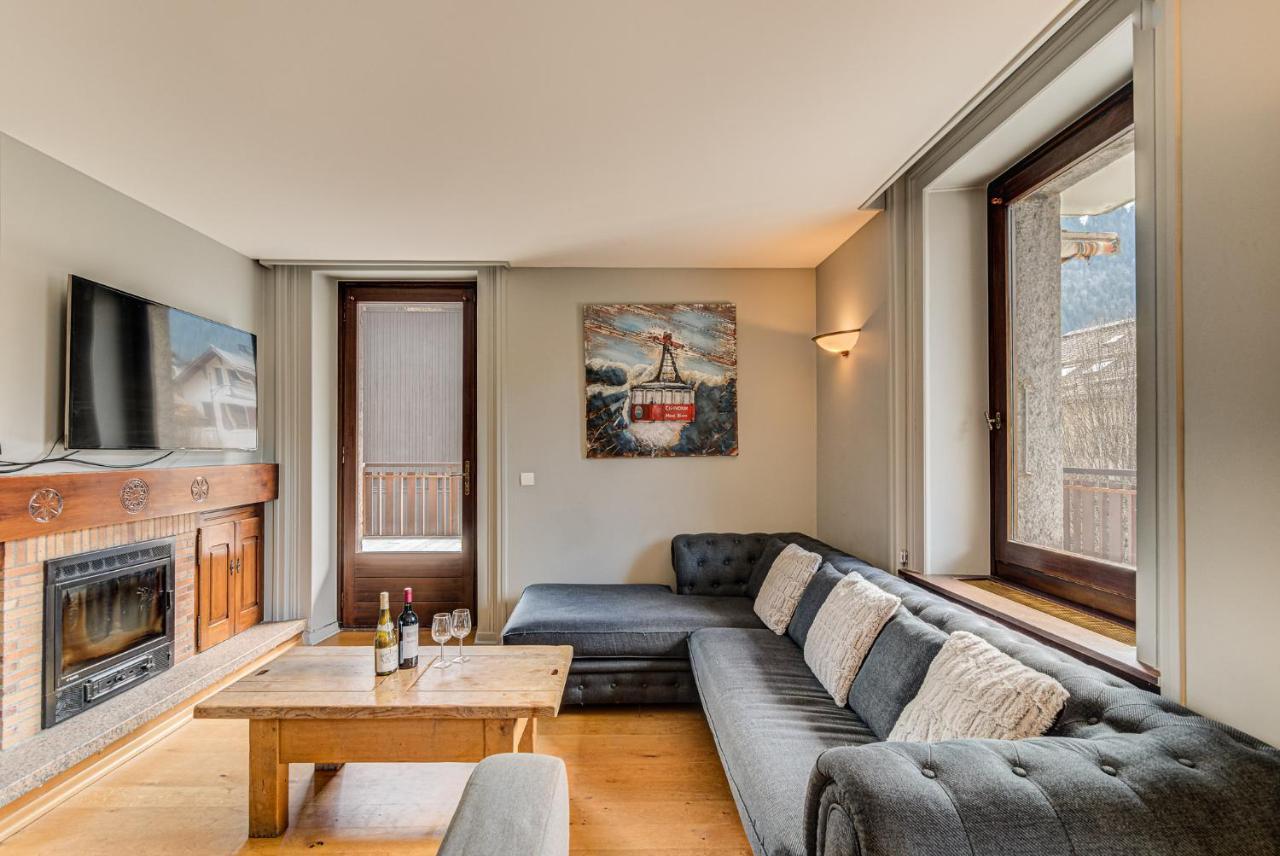 Apartment President - Alpes Travel - Central Chamonix - Sleeps 12 Apartment