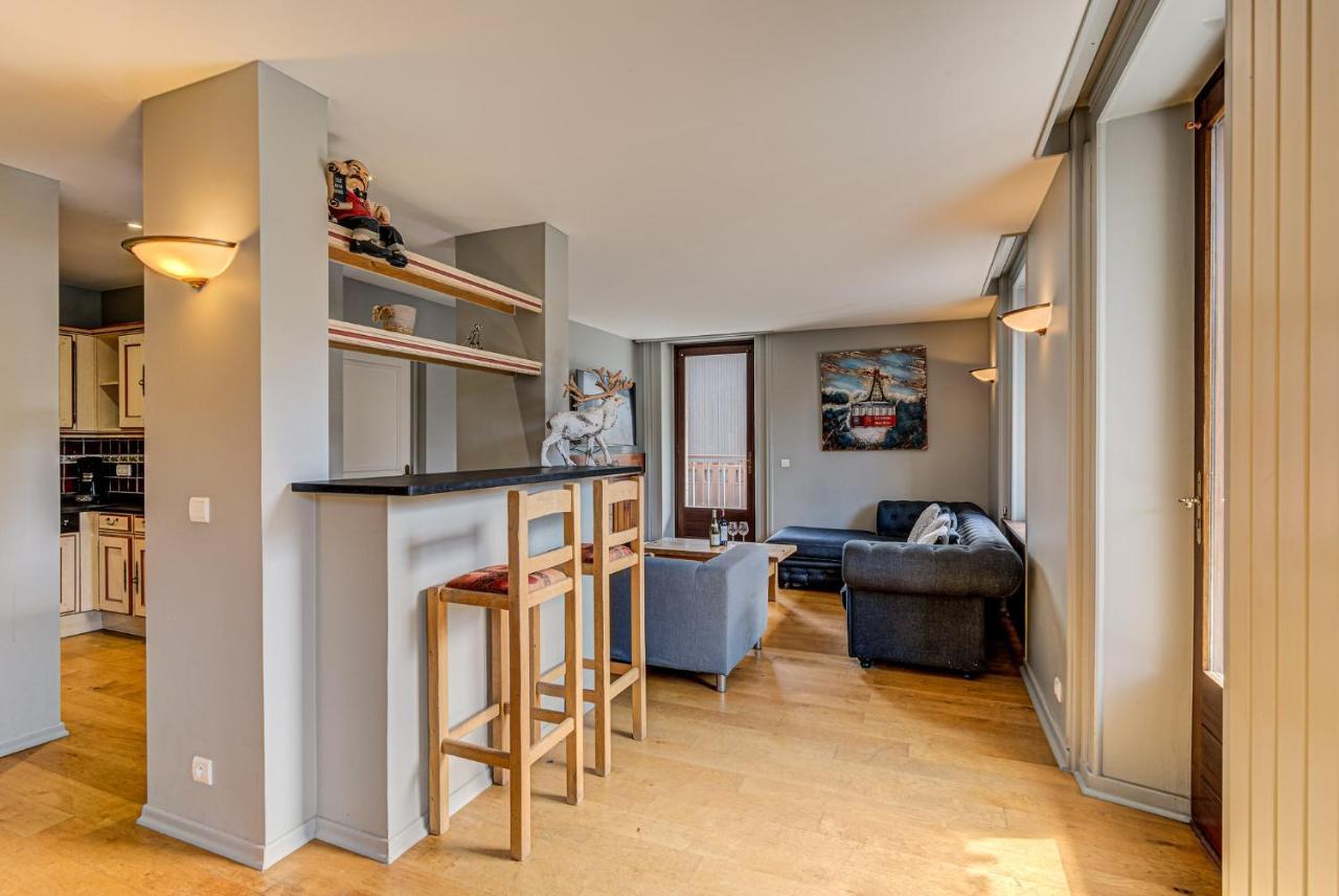 Apartment President - Alpes Travel - Central Chamonix - Sleeps 12 Apartment Chamonix
