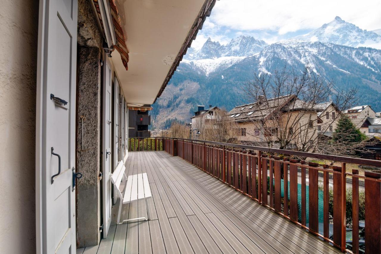 Apartment President - Alpes Travel - Central Chamonix - Sleeps 12 Chamonix