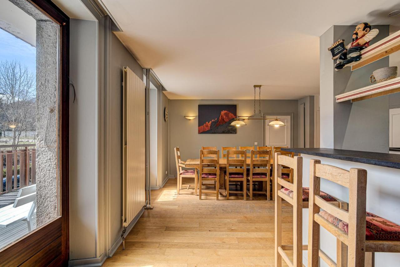 Apartment President - Alpes Travel - Central Chamonix - Sleeps 12 Chamonix