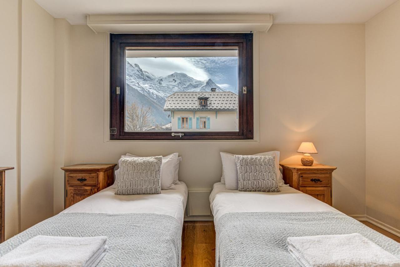 Apartment Apartment President - Alpes Travel - Central Chamonix - Sleeps 12 Chamonix