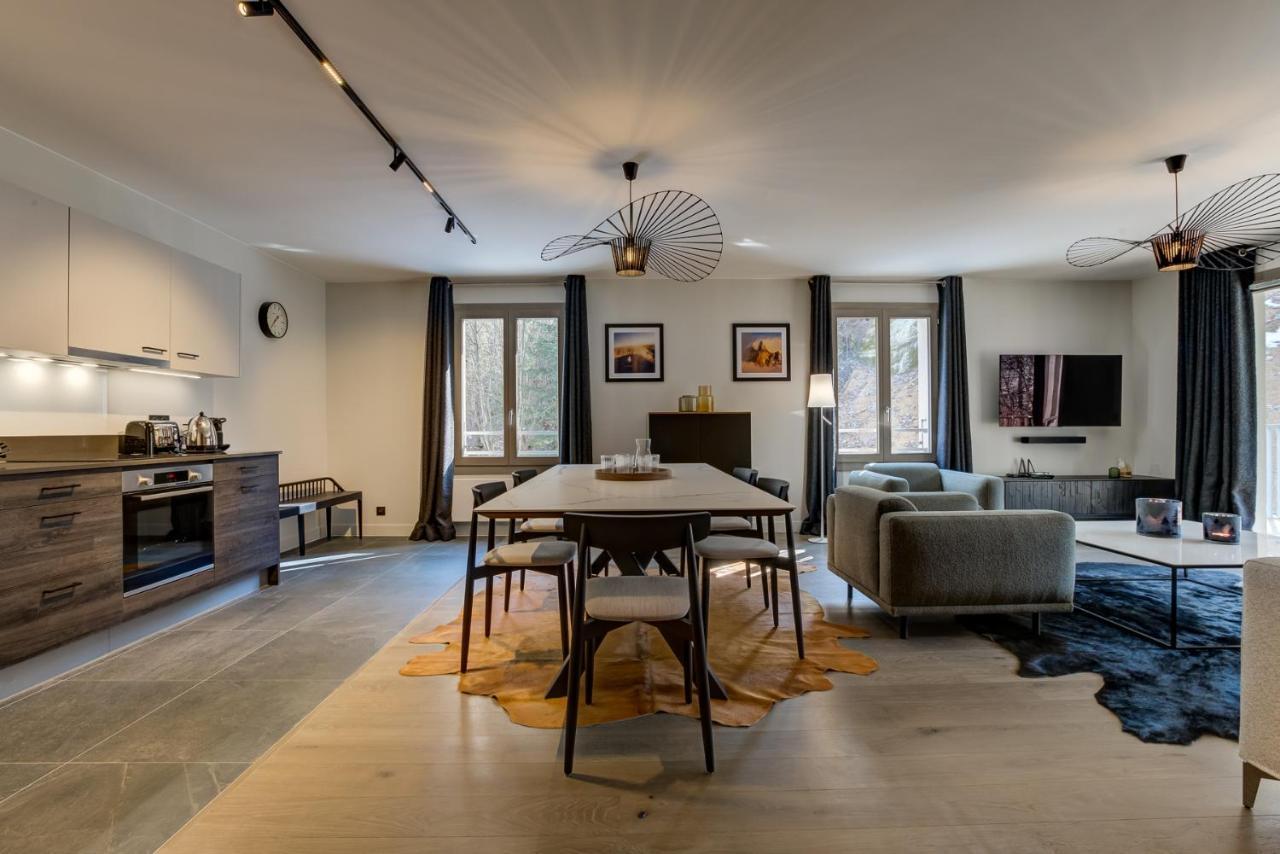 White Pearl Apartment