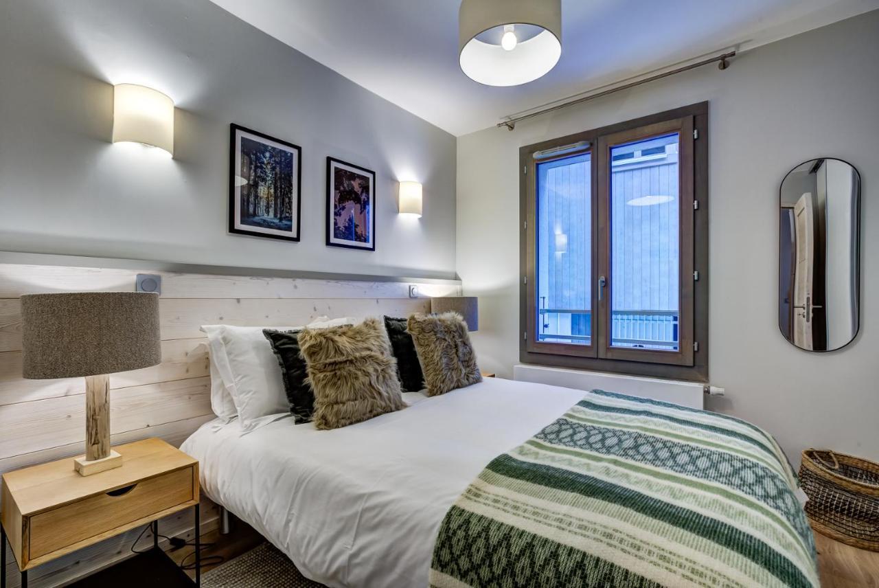 Apartment White Pearl *