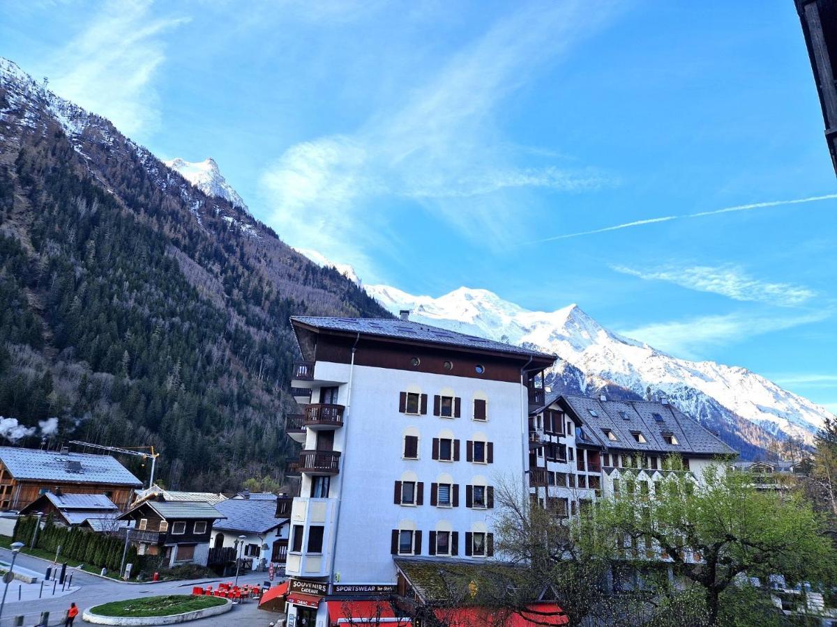 Base Camp Vue Mont Blanc Centre