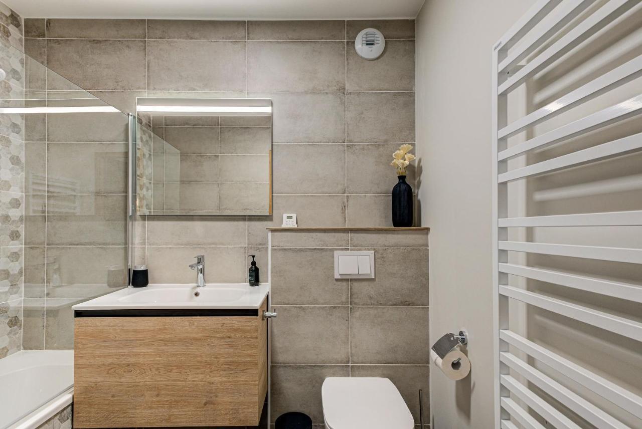White Pearl A02 - Alpes Travel - - Sleeps 4 Apartment