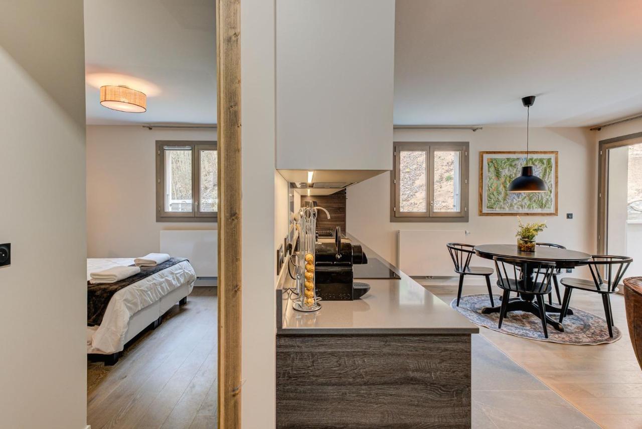 Apartment White Pearl A02 - Alpes Travel - - Sleeps 4 *