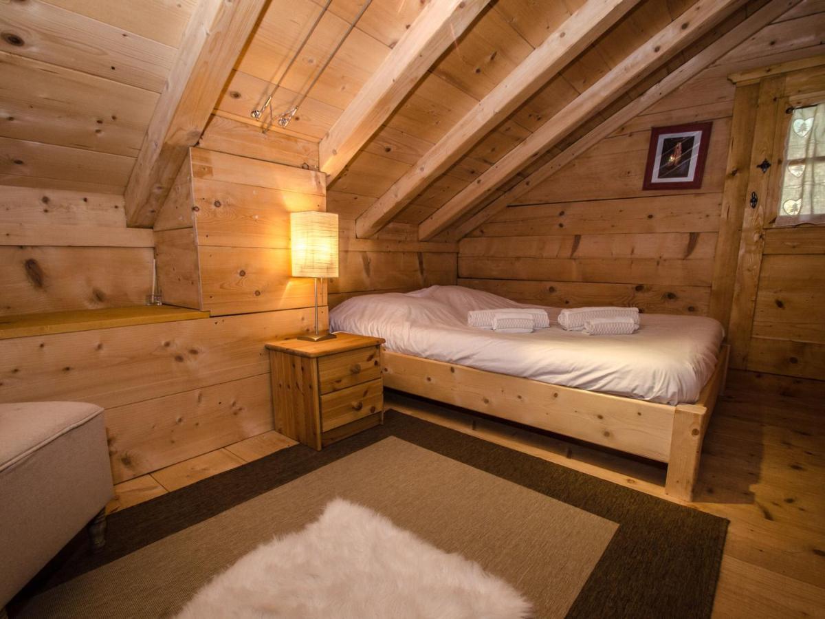 Chalet Mazot 2 Etoiles Avec Jardin, Parking Et Wifi - - Fr-1-343-215 Chamonix