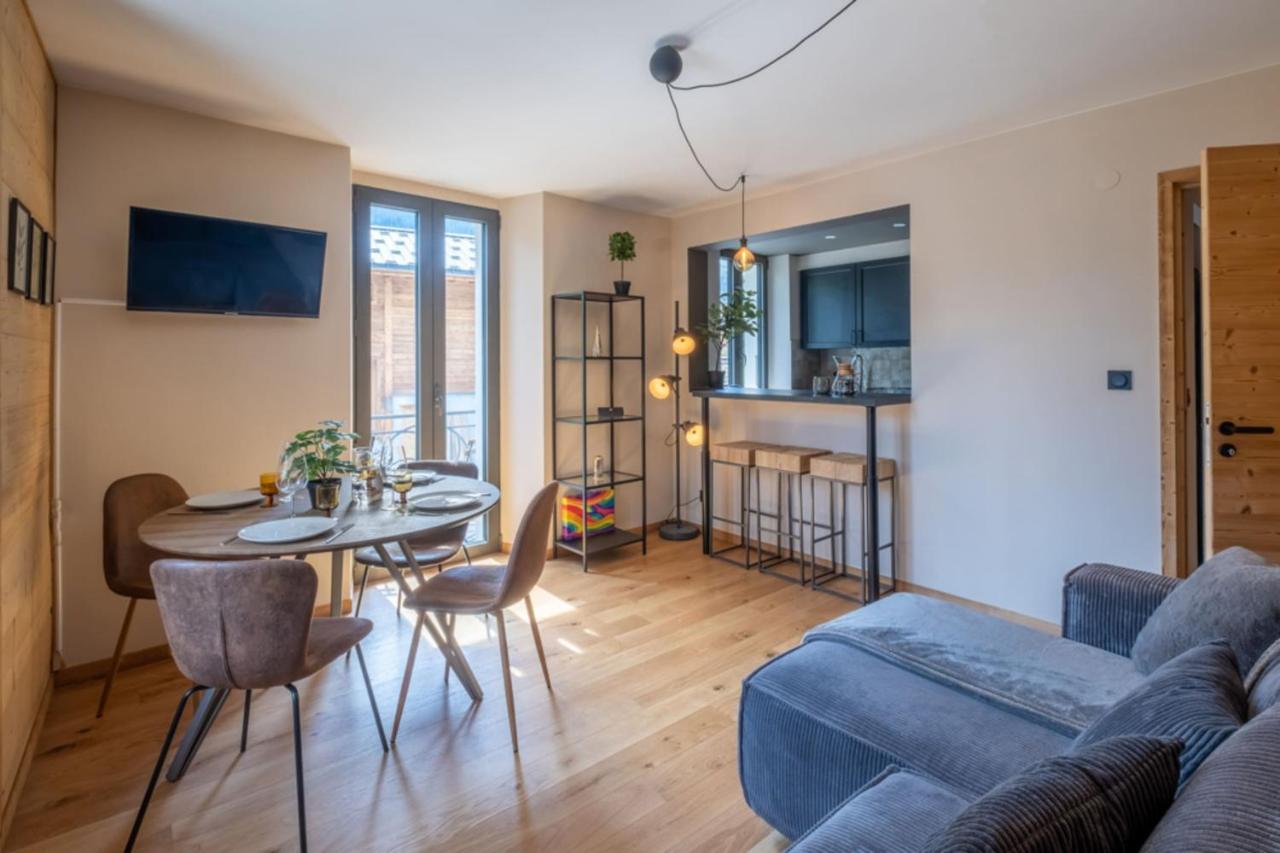 Apartment Newly Renovated With Mont Blanc View