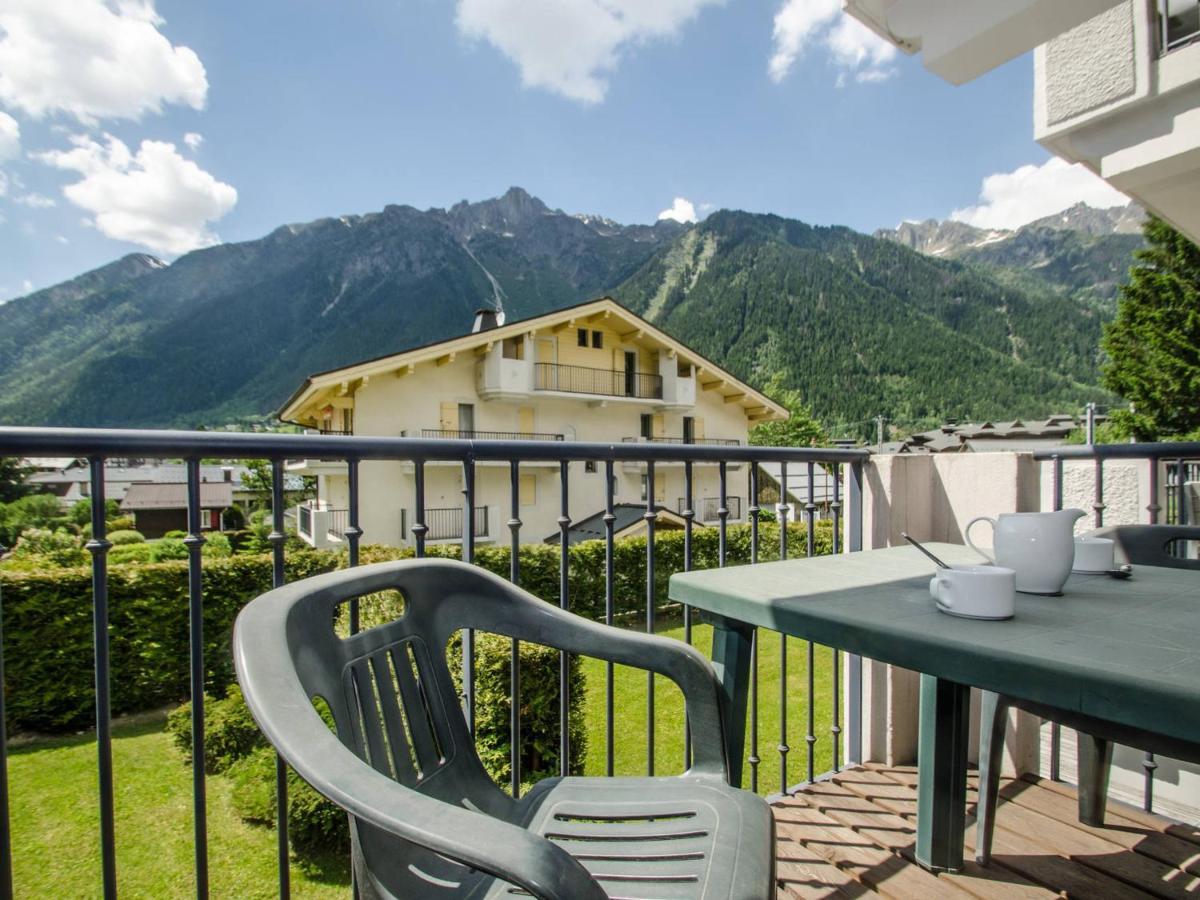 Apartment Calme A Chamonix, Proche Centre-ville Avec Balcons, Parking Et Wi-fi - Fr-1-343-212 Chamonix