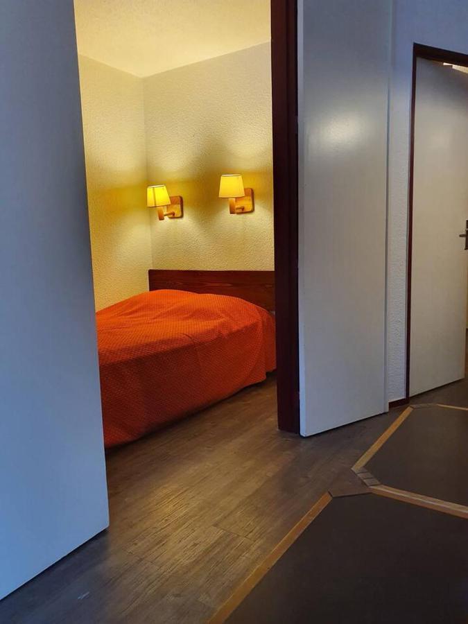 Le Chamois Blanc Chamonix, Parking Apartment Chamonix