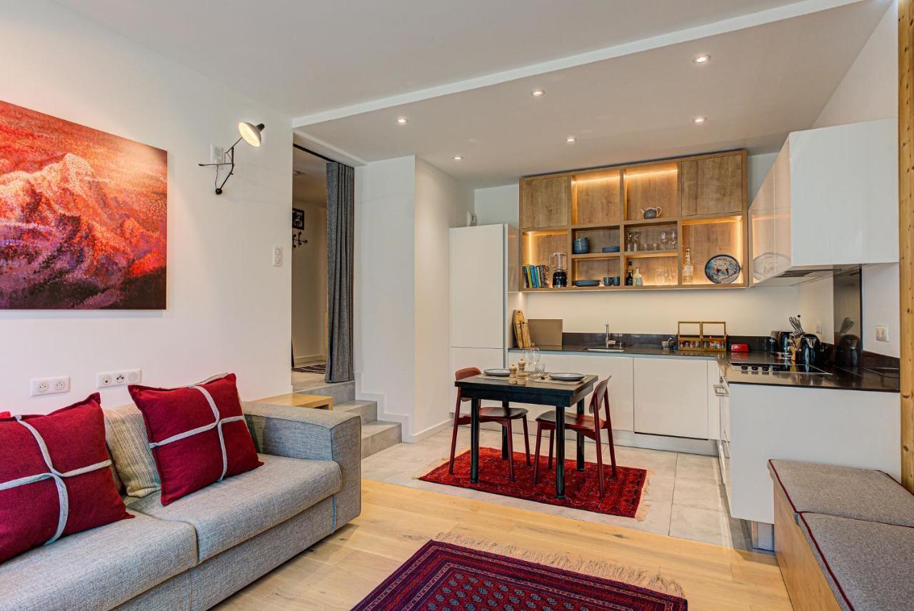 Apartment Cheserys, Alpes Travel, Les Praz Sleeps 2-4 *