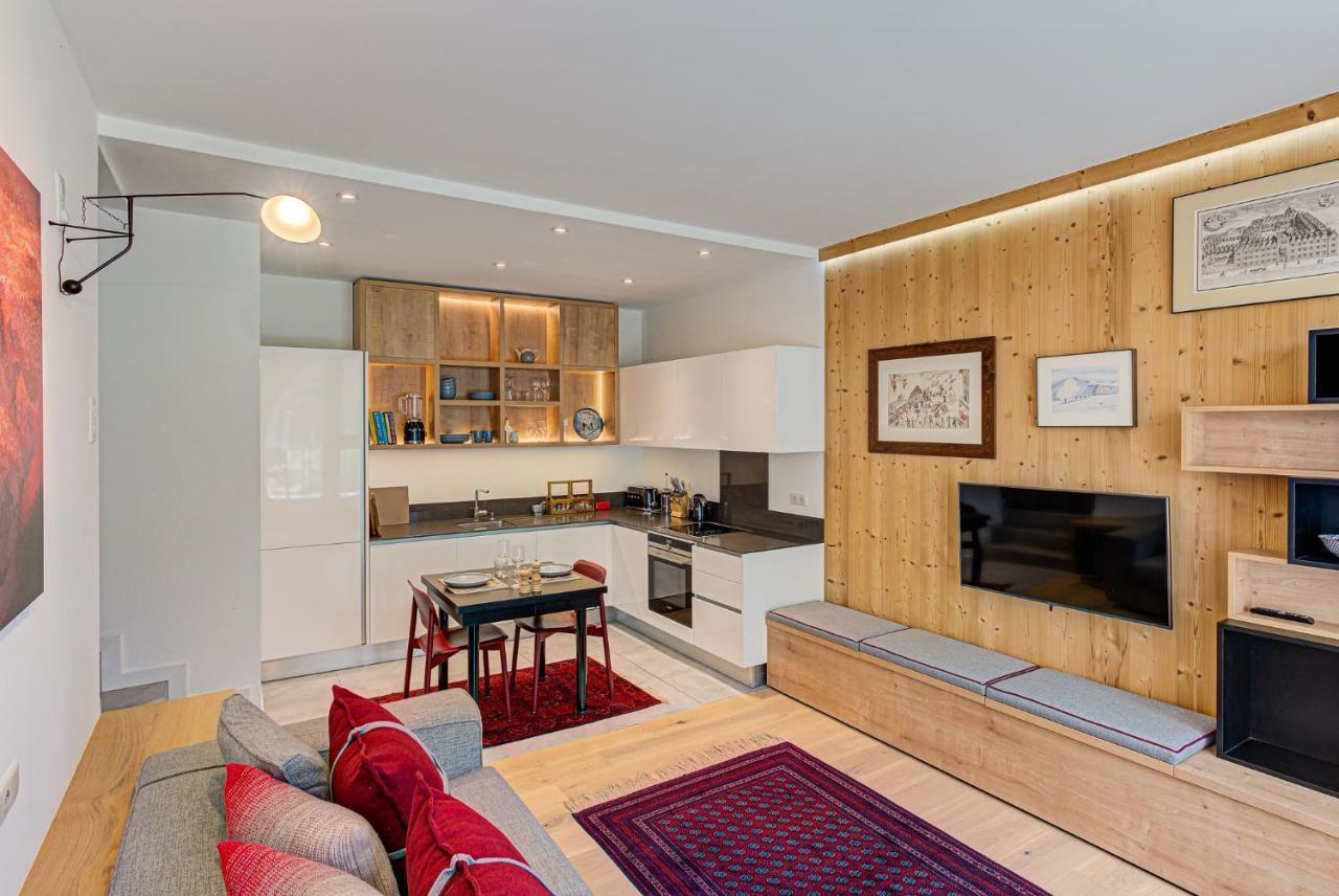 Cheserys, Alpes Travel, Les Praz Sleeps 2-4 Apartment