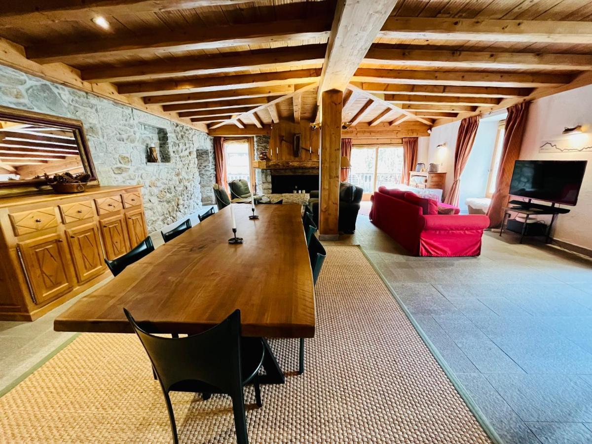 Apartment Spacious 3-bed In The Heart Of *