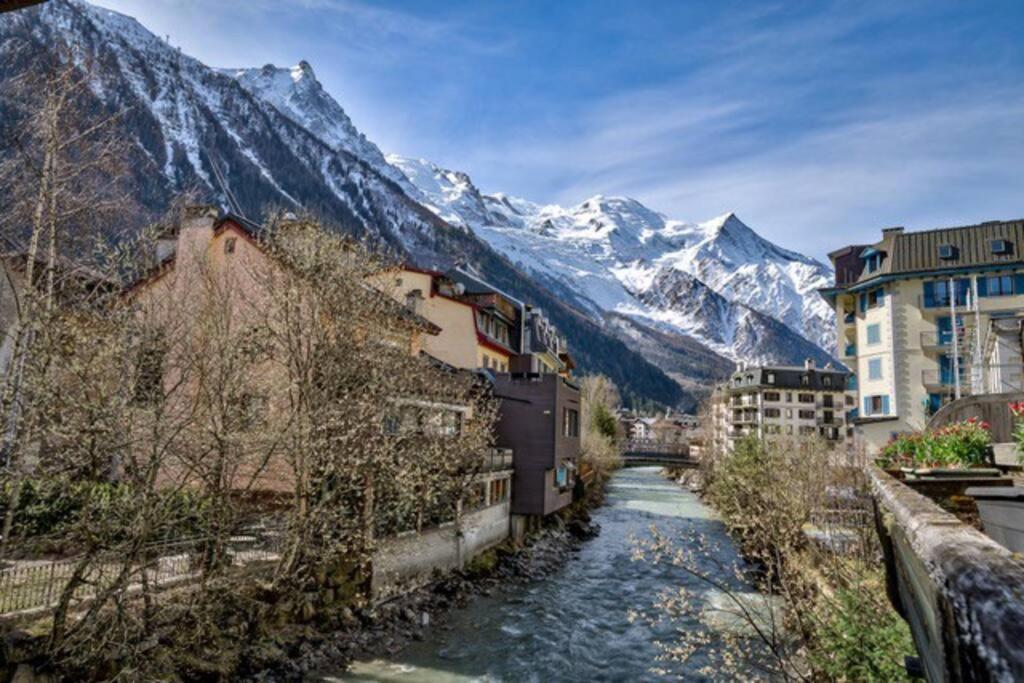 Apartment Spacious 3-bed In The Heart Of *