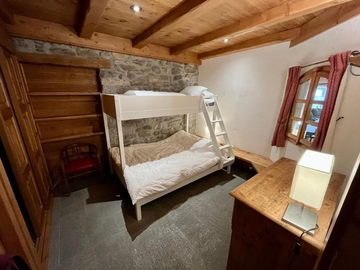 Apartment Spacious 3-bed In The Heart Of *