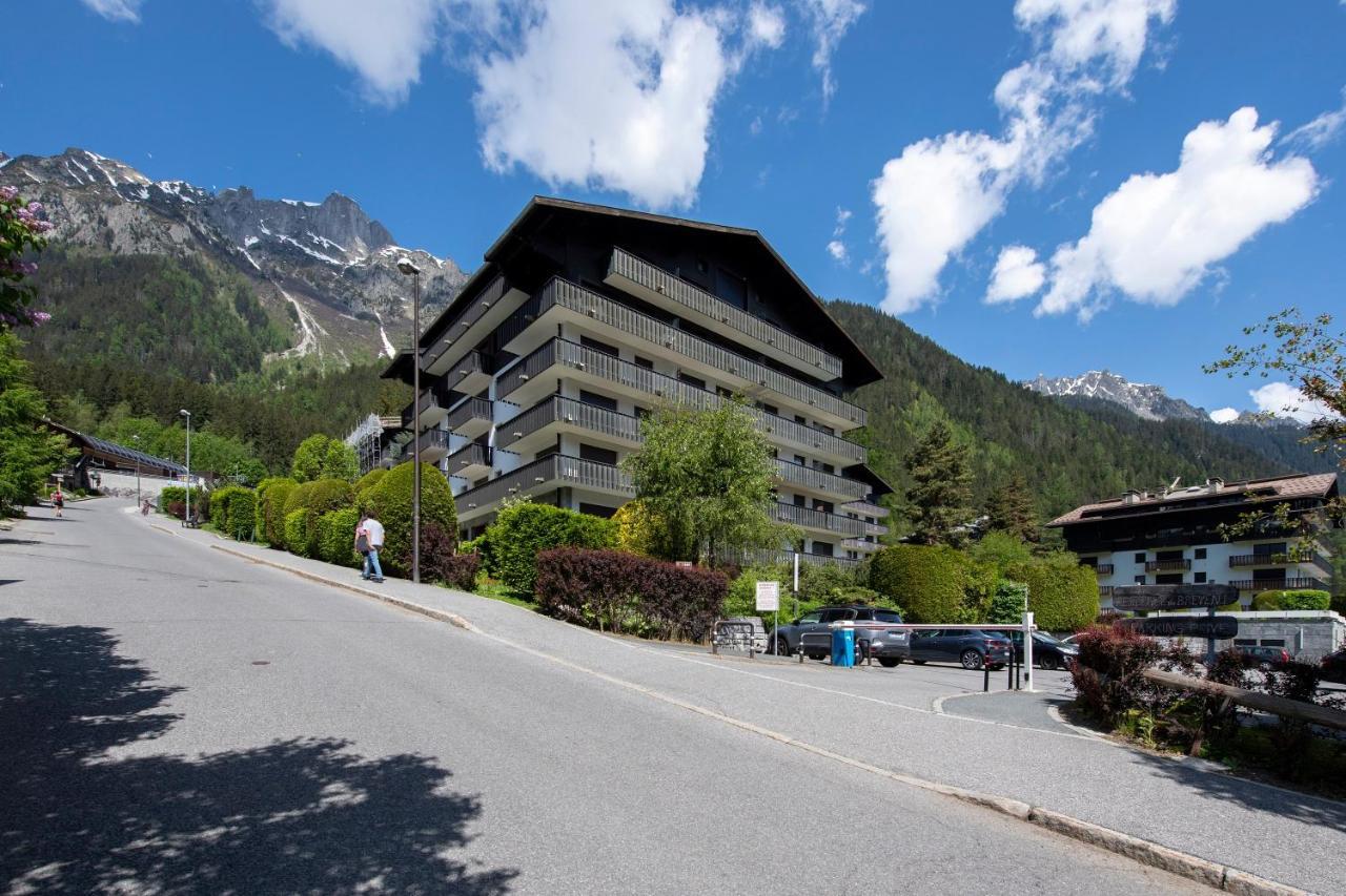 Du Brevent In Out - Happy * Chamonix