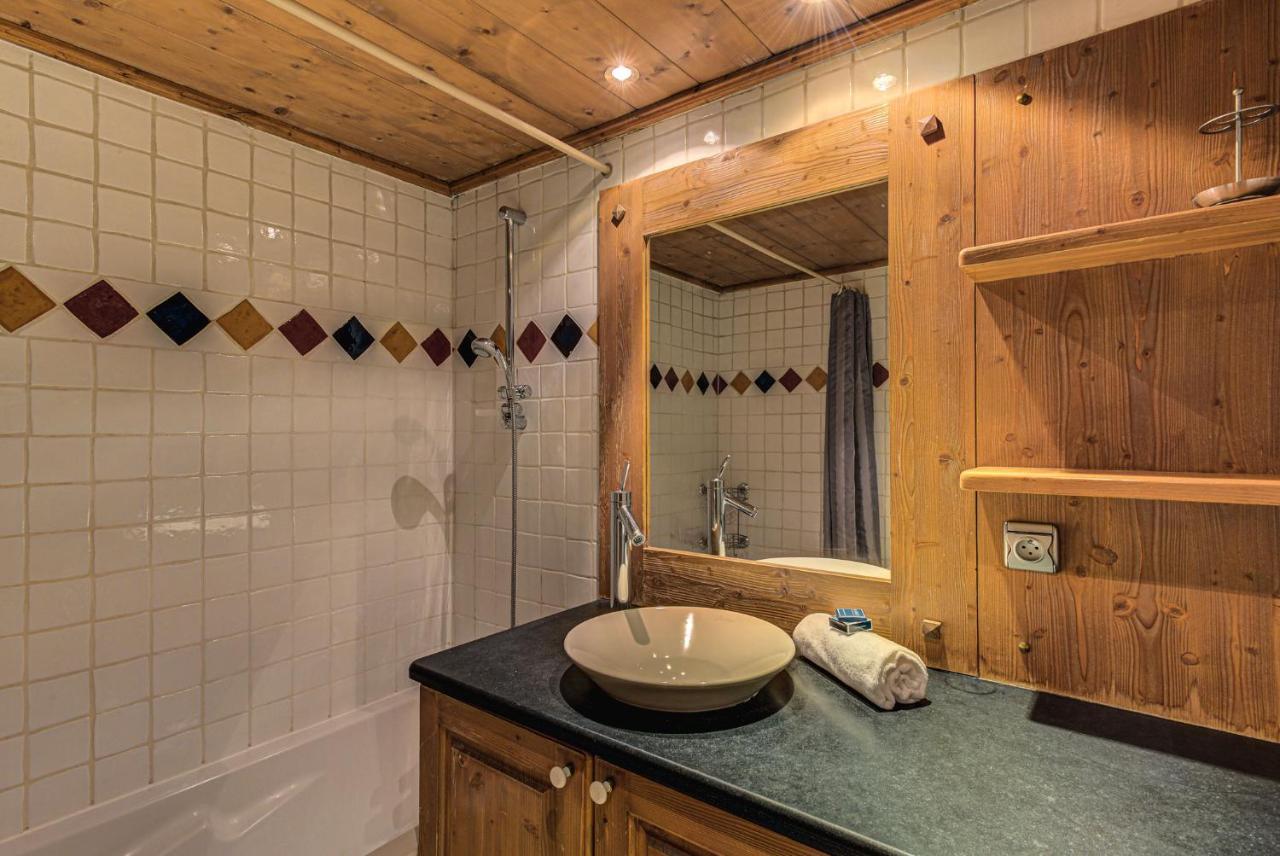 Appartement Vallet 1, Alpes Travel, Old Town, Sleeps 6 Chamonix