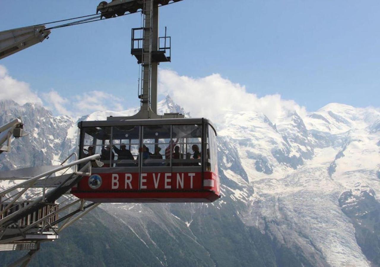 Du Brevent - Village Chamonix