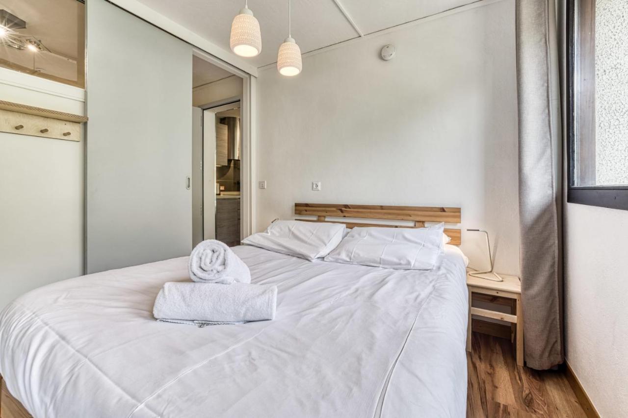 Aiguille Du Grepon - Bright In The Heart Of Apartment