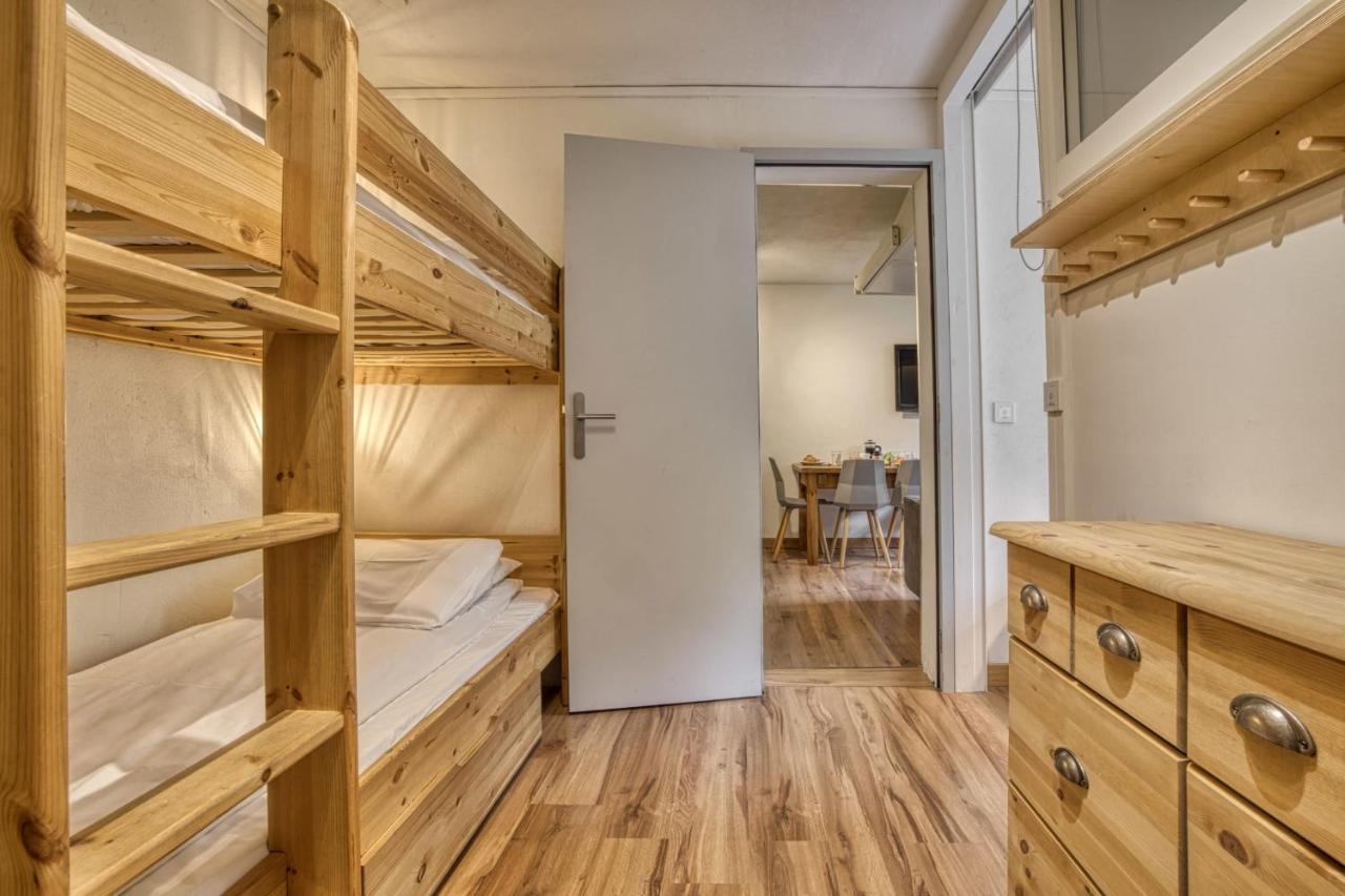 Aiguille Du Grepon - Bright In The Heart Of Apartment Chamonix