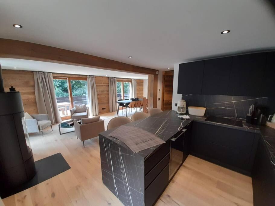 Henriette By Brennus Chalet Chamonix