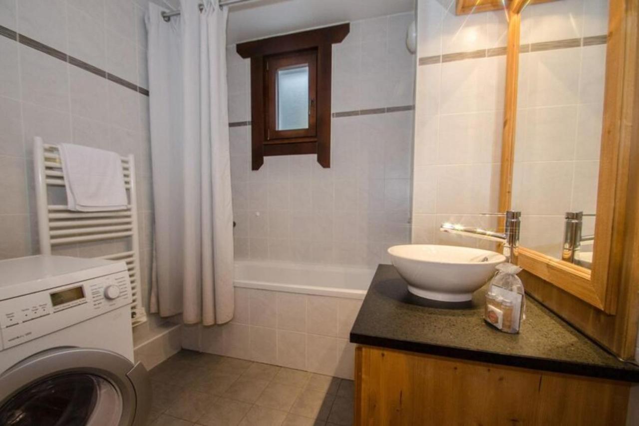 Cosy Cocoon In The Heart Of Chamonix