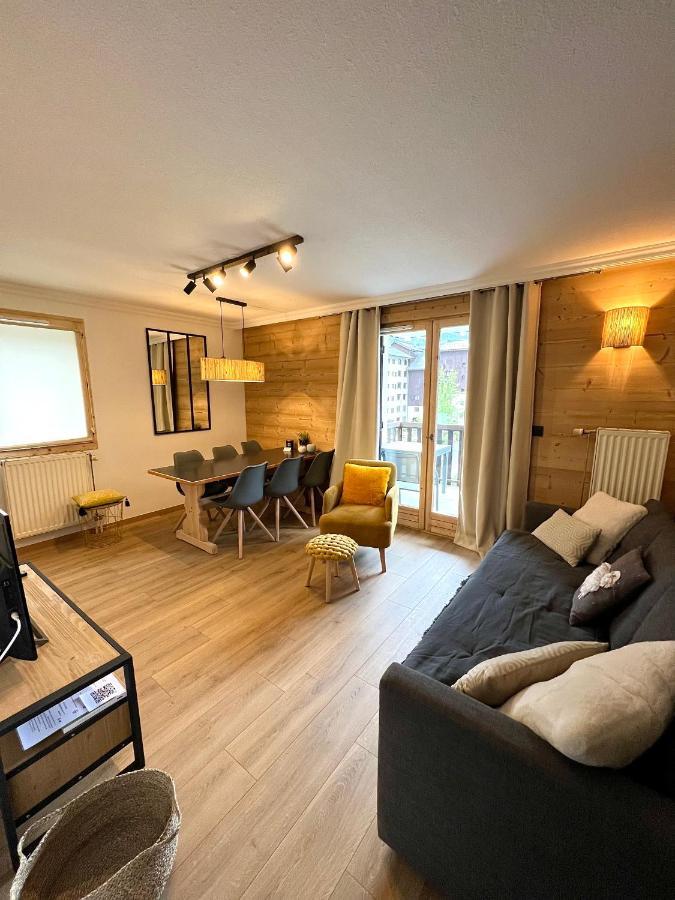 Mont Blanc 25, Vue Mont Blanc, Balcon, Parking Apartment