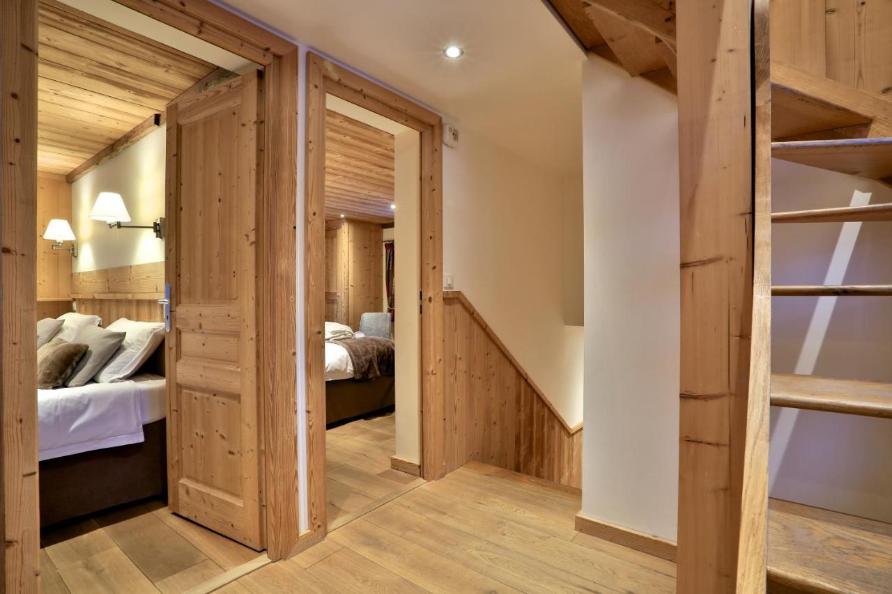 Cristalliers - 5 Bedroom Luxury In With Log Fire And Hot Tub Chalet