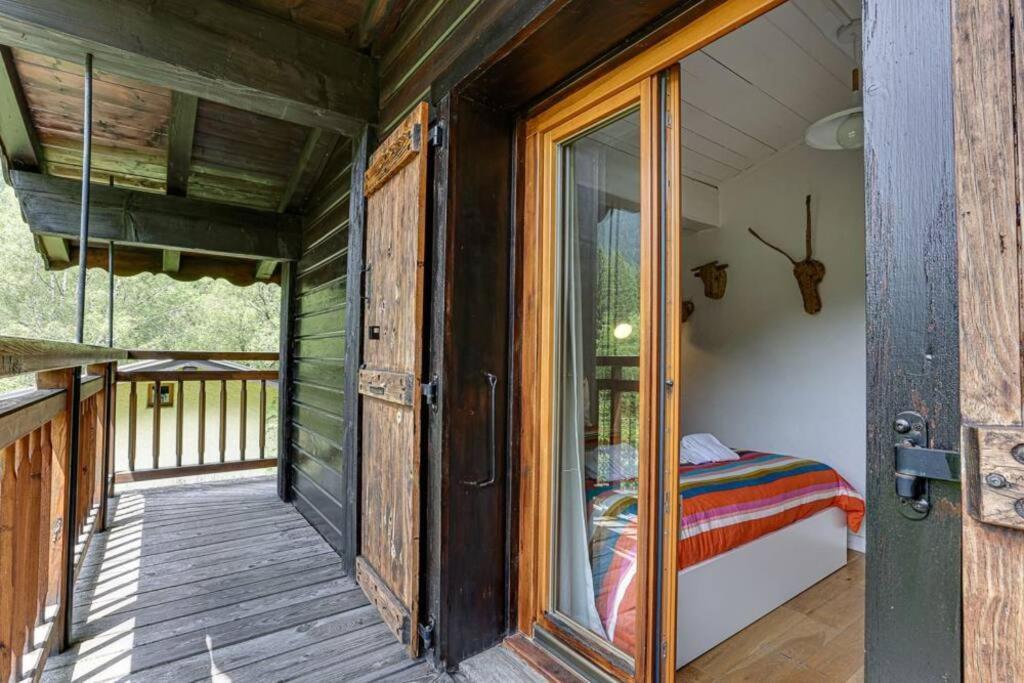 L'ilet Ensoleille /sunny Island Chamonix