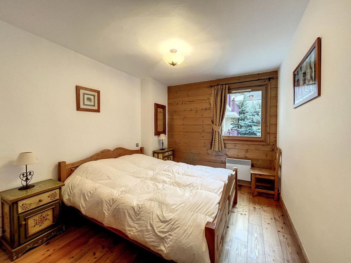 Chamonix: 3 Pieces Avec Parking Et Wifi, 6 Pers - Fr-1-507-76 Apartment *