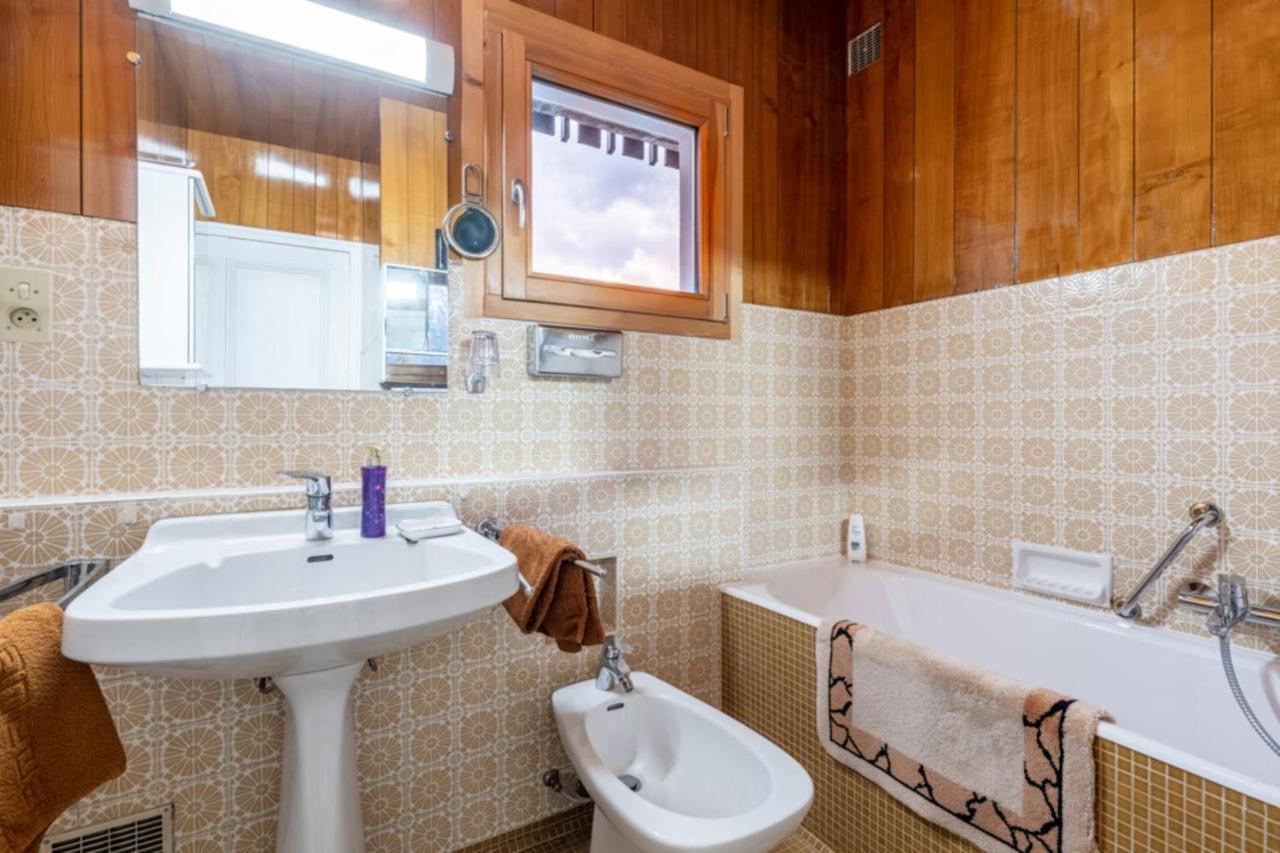 Spacious With Balcony In Apartment Chamonix