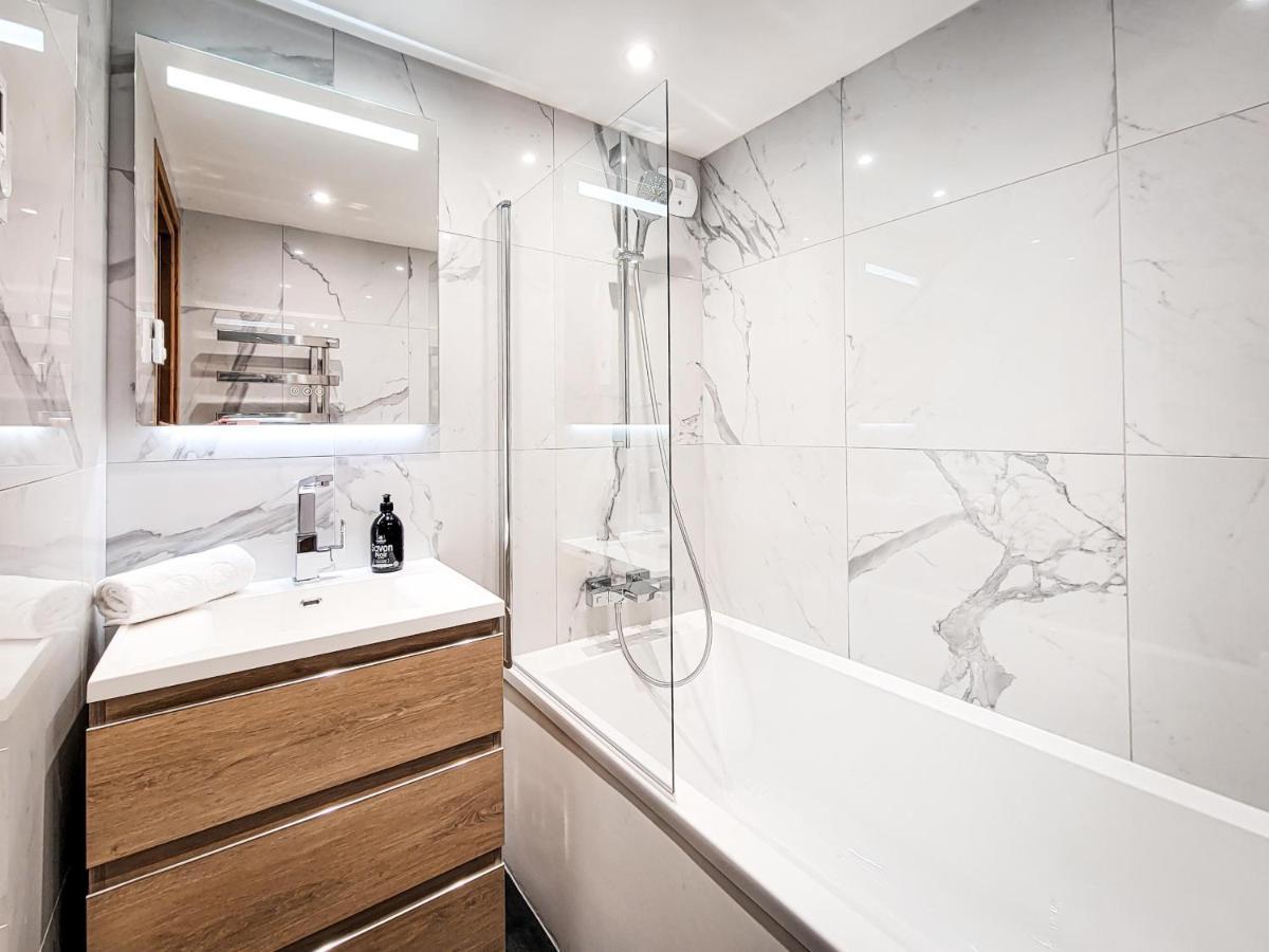 Sia - Contemporain - Sauna Prive