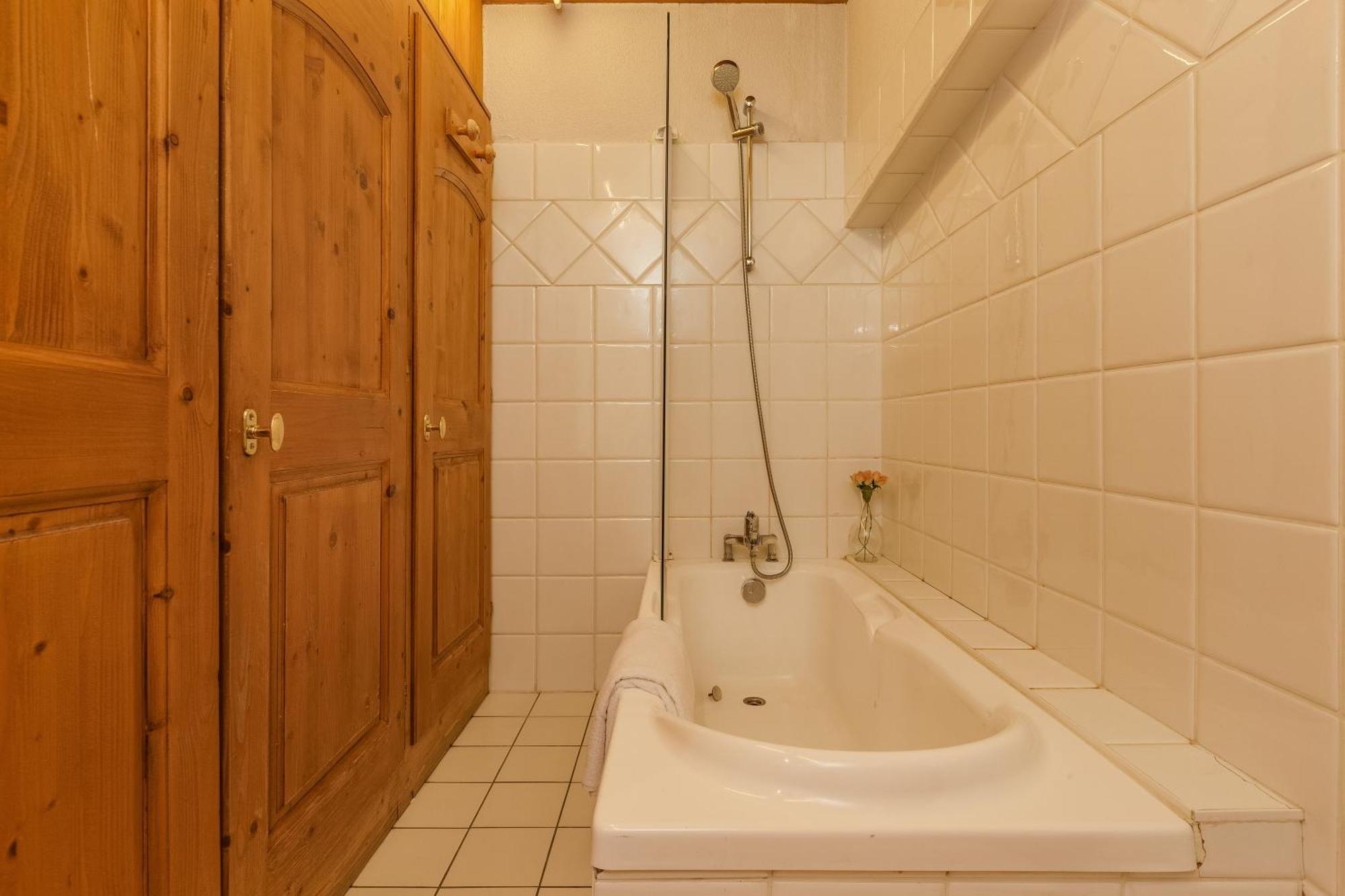 Residence Le Cristal Apartments - Happy Rentals Apartment Chamonix