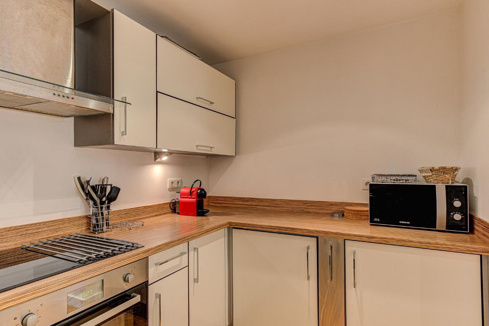 Apartment Biolay - Alpes Travel - - Sleeps 6 *