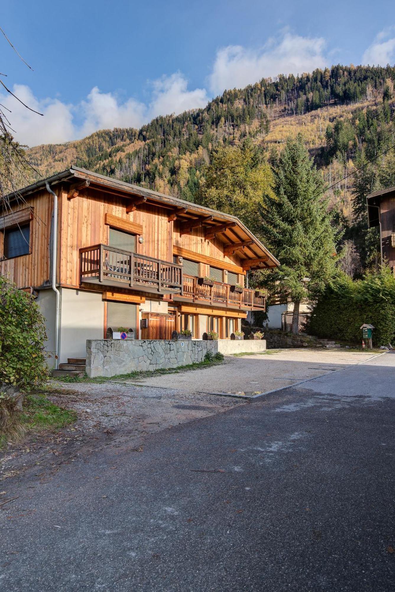 Apartment Biolay - Alpes Travel - - Sleeps 6 Chamonix