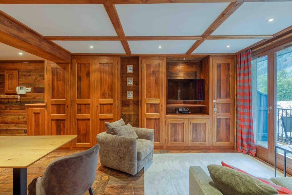 Centre, « lucille »,balcon, Vue Imprenable Et Parking * Chamonix
