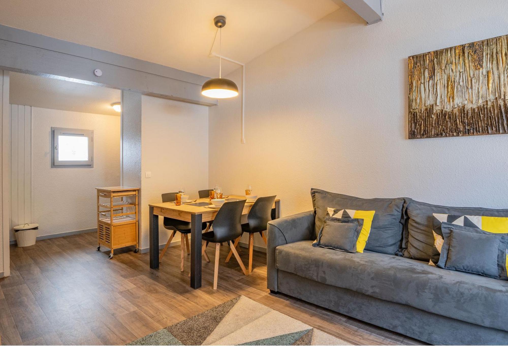 Lognan 6 Centre Mont Blanc Apartment *