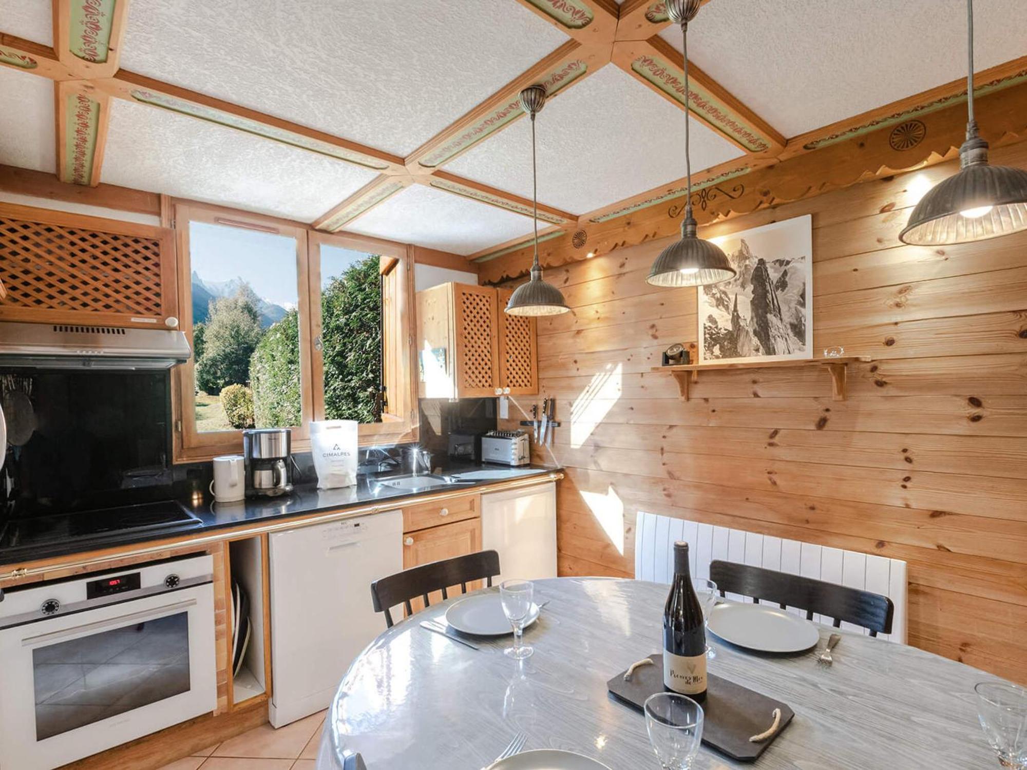 Duplex Avec Jardin, 4 Pers, Chamonix, Animaux Ok, Parking, Wifi, A 5 Min Du Centre - Fr-1-343-167 Apartment Chamonix