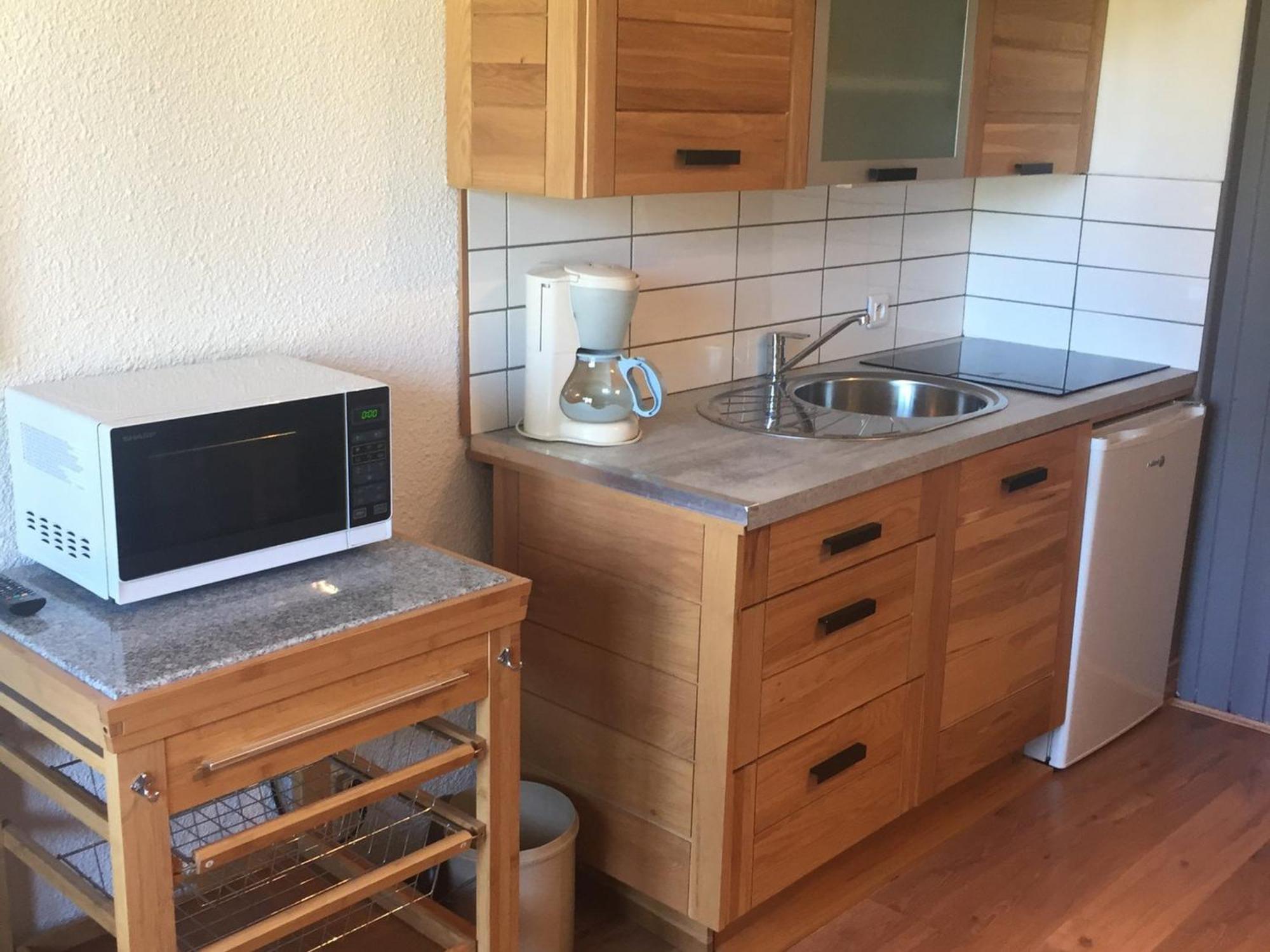 Renove A Avec Balcon, Animaux Acceptes, Parking - Fr-1-517-54 Apartment
