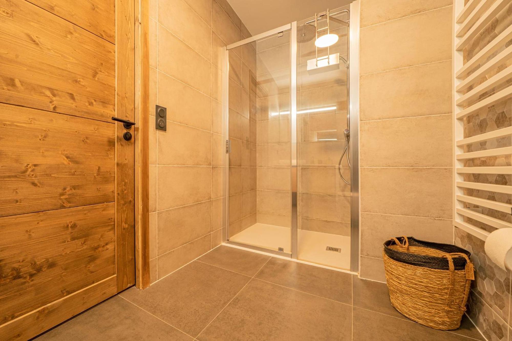Appartement Perle Blanche - Brand New 2 Bedroom Perfectly Located *